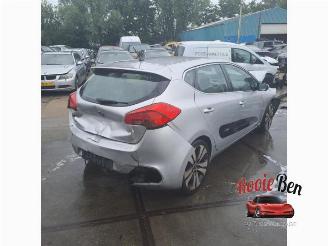 Kia Cee d Cee'd (JDB5), Hatchback 5-drs, 2012 / 2018 1.6 GDI 16V picture 8