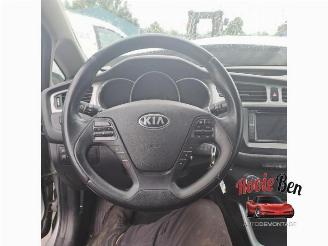 Kia Cee d Cee'd (JDB5), Hatchback 5-drs, 2012 / 2018 1.6 GDI 16V picture 10