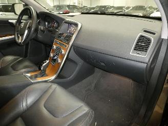 Volvo Xc-60 2.0 picture 13