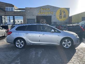 skadebil auto Opel Astra 1.3 DTI CLUTCH OUT 2011/7