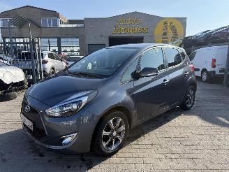 Schadeauto Hyundai Ix20 1.6 I AUTOMATIC 2017/10