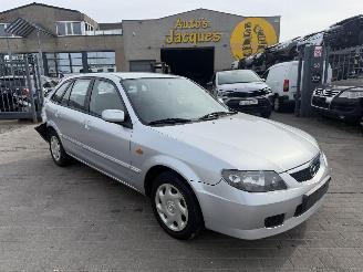 Unfallwagen Mazda 323 DOHC 16-VALVE 2002/7