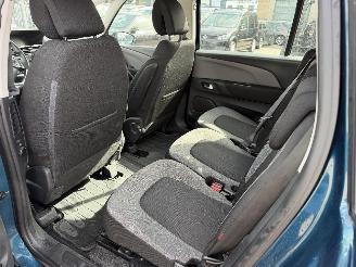 Citroën C4 1.2I SPACETOURER picture 16