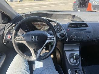 Honda Civic ELEGANCE picture 10