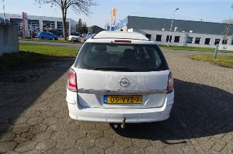 Opel Astra 1.7 CDTI 1.6 v picture 6