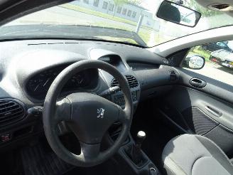 Peugeot 206 1.4 Forever picture 9
