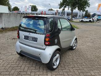 Smart Fortwo COUPE CDI picture 6