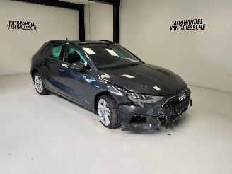 uszkodzony samochody osobowe Audi A3 PLUG IN HYBRIDE 2022/9