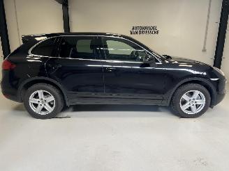 Porsche Cayenne  picture 2