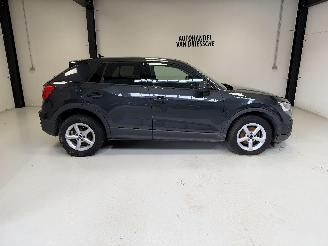 krockskadad bil auto Audi Q2  2023/2