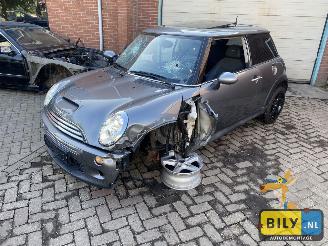 disassembly passenger cars Mini Cooper R53 1.6 2006/10