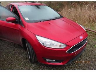 krockskadad bil auto Ford Focus TREND 2016/9