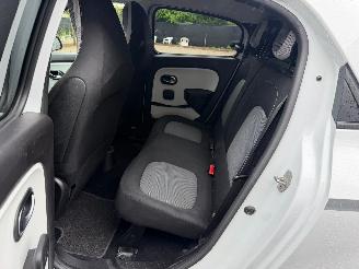 Renault Twingo 1.0 picture 18