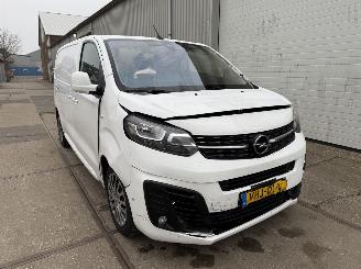 Opel Vivaro 2.0 CDTI L2H1 Innovation Automaat picture 1