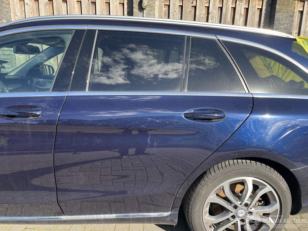 Verwertung Mercedes C-klasse C station 200d BleuTEC - schadeautos.nl