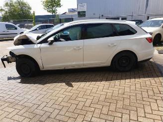 Seat Leon Leon ST (5FF), Combi 5-drs, 2012 / 2020 1.6 TDI Ecomotive 16V picture 2