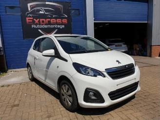 Peugeot 108 108, Hatchback, 2014 1.0 12V picture 7