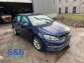 Volkswagen Golf  picture 9