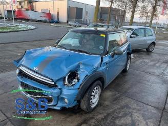 Salvage car Mini Cooper Mini (R56), Hatchback, 2006 / 2013 1.6 16V Cooper 2012/5