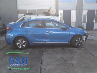 Hyundai Ioniq Ioniq, Liftback, 2016 / 2022 1.6 GDI 16V Hybrid picture 3