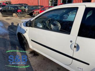 Vrakbiler auto Renault Twingo Twingo II (CN), Hatchback 3-drs, 2007 / 2014 1.5 dCi 90 FAP 2011/7