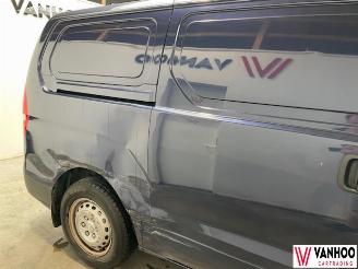Hyundai H-1  picture 5