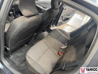 Renault Clio  picture 13