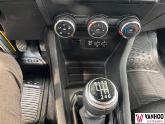 Renault Clio  picture 17