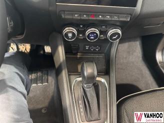Renault Captur  picture 24