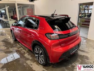 Peugeot 208  picture 7