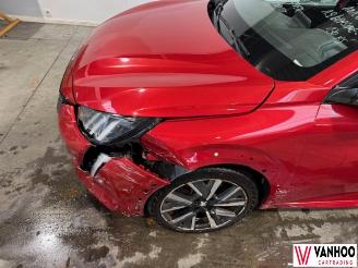 Coche accidentado Peugeot 208  2019/12