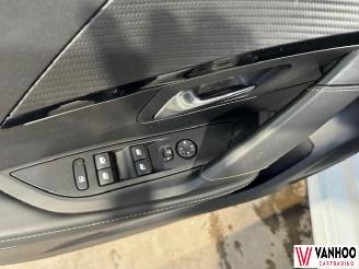 Peugeot 208 208 picture 21