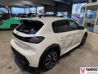 Peugeot 208 208 picture 10