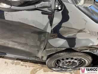 Toyota Yaris  picture 5