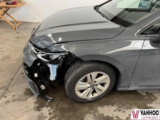 Volkswagen Golf  picture 2