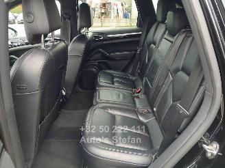 Porsche Cayenne S E-HYBRID picture 24