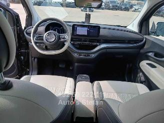 Fiat 500 E BEV picture 23