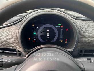 Fiat 500 E BEV picture 12