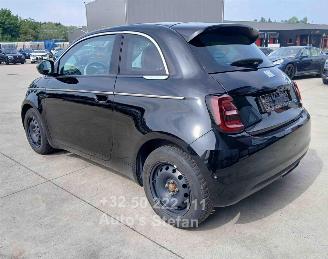 Fiat 500 E BEV picture 4