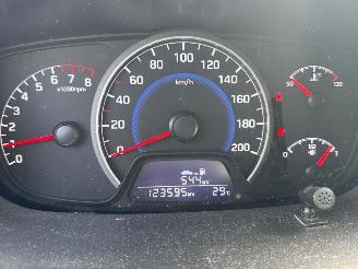 Hyundai I-10 1.0i i-Motion Go! 2016 picture 13