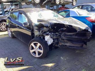 uszkodzony samochody osobowe Volvo V-40 V40 (MV), Hatchback 5-drs, 2012 / 2019 2.0 D2 16V 2018