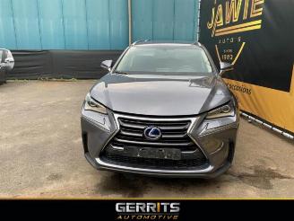 Lexus NX NX I, SUV, 2014 300h 2.5 16V 4x4 picture 6