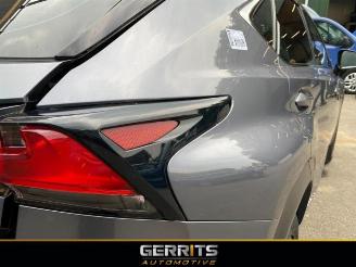 Lexus NX NX I, SUV, 2014 300h 2.5 16V 4x4 picture 11
