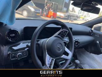 Mercedes A-klasse A (177.0), Hatchback, 2018 1.3 A-160 Turbo 16V picture 8