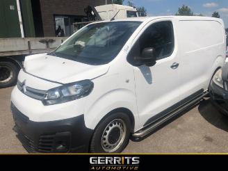 Salvage car Citroën Jumpy Jumpy, Van, 2016 1.6 Blue HDi 95 2017/2