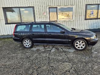 Volvo V-70 2.4 D5 Geartronic picture 7