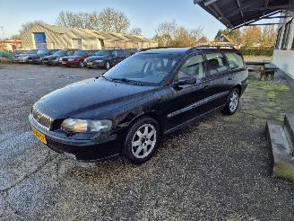 Volvo V-70 2.4 D5 Geartronic picture 3