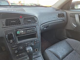 Volvo V-70 2.4 D5 Geartronic picture 12