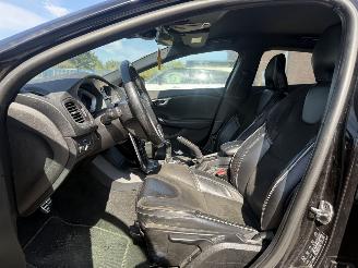 Volvo V-40 2.0 D2 R DESIGN NAP picture 16