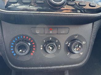 Fiat Punto Evo 0.9 TwinAir Street picture 14